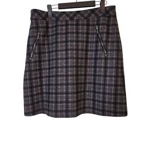 Charlie B skirt, black & Gray.  Size L.